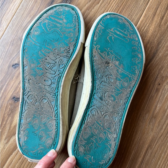 Blowfish Malibu Marley slip on sneaker - Picture 7 of 7